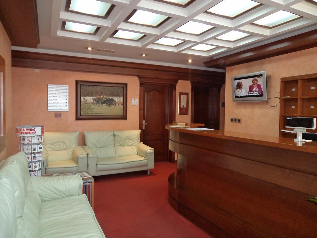 Panorama City Inn Σρέμσκι Καρλόβτσι Εξωτερικό φωτογραφία